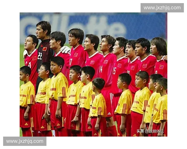 中国国家足球队首次挺进世界杯震撼亚洲球迷热情高涨 中国国家足球队首次挺进世界杯震撼亚洲球迷热情高涨